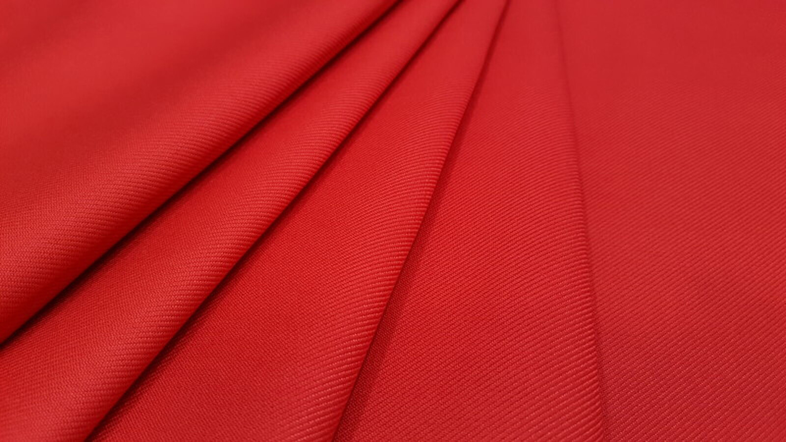 Sarga-Gabardina Rojo