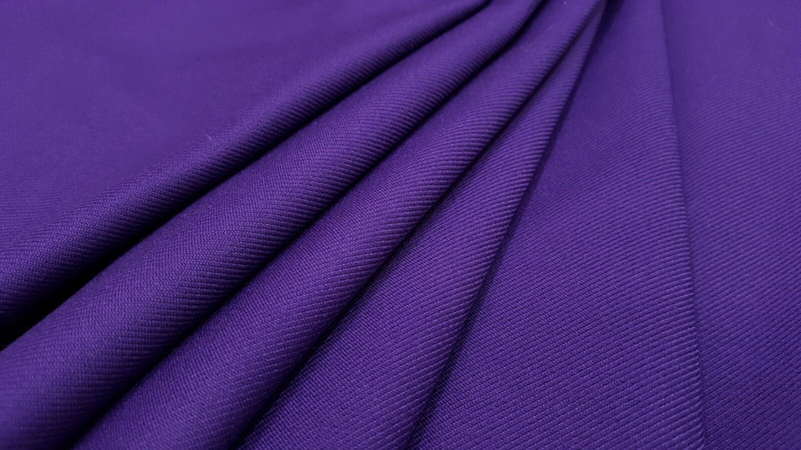 Sarga-Gabardina Morado