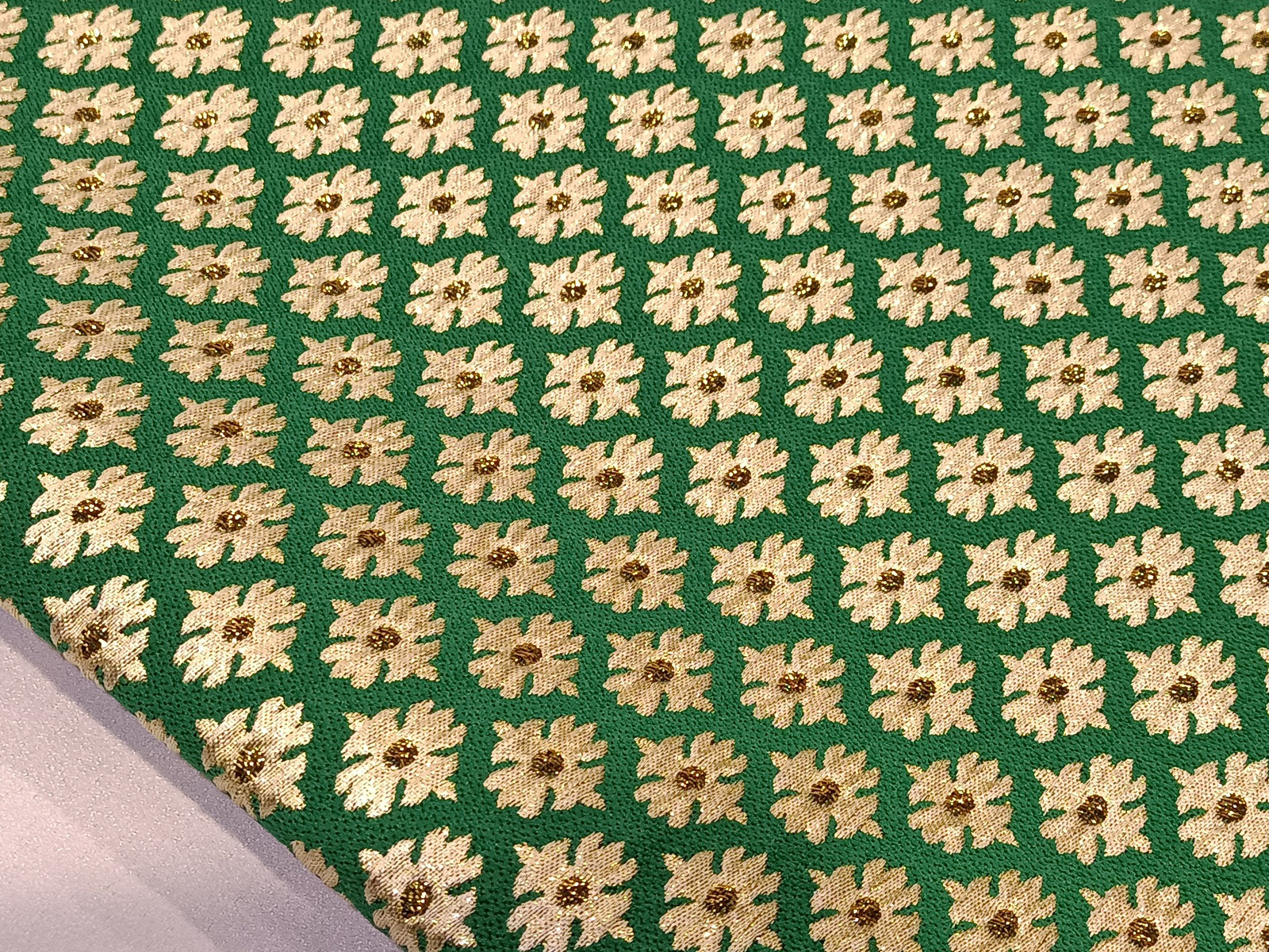 Brocado Verde Flor Lurex Oro