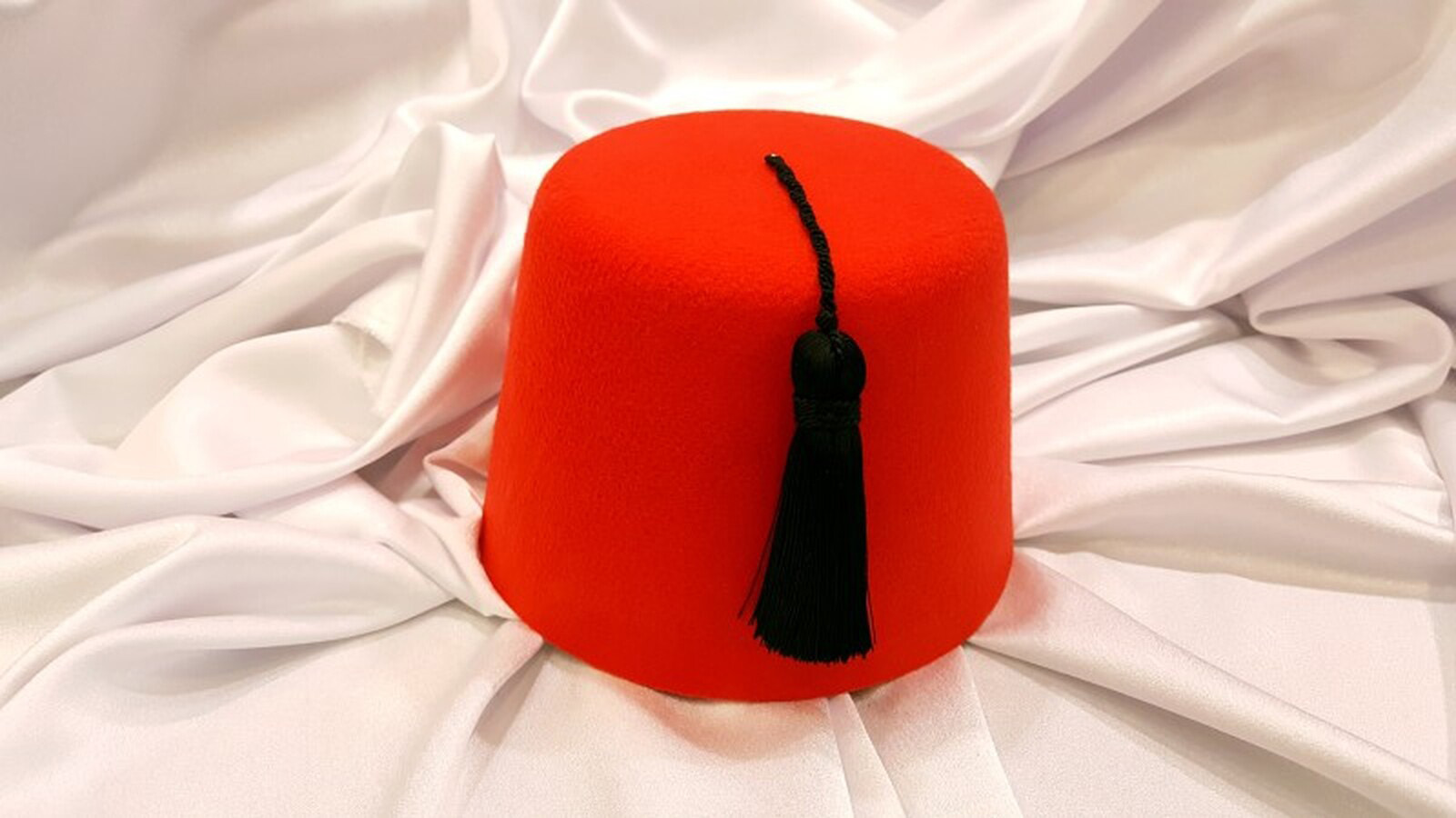 Fez Fieltro Pol Rojo Borla Negra