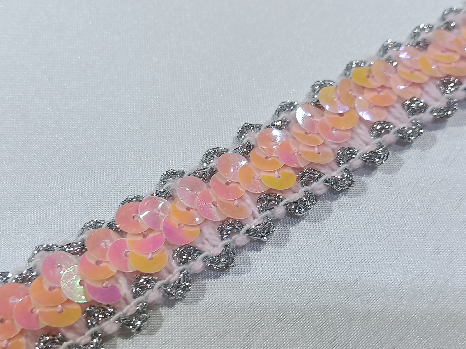 Pasamanería Lentejuela Montada Rosa/Plata