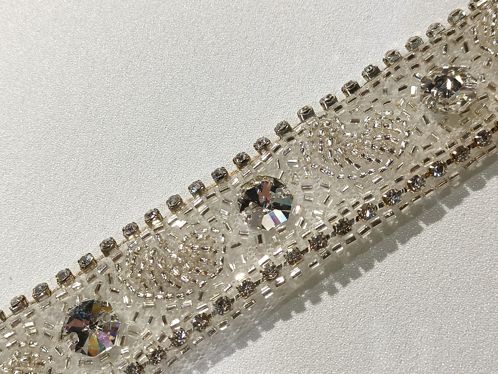 Cenefa Pedrería Diamante Cristal