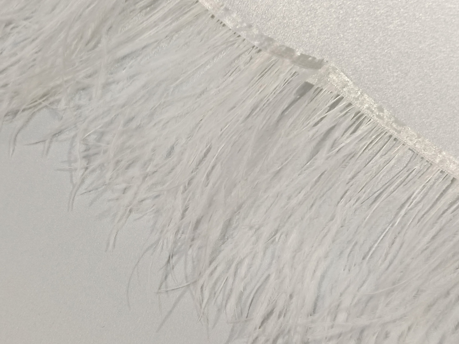 FLeco Pluma Austrich Doble Blanco