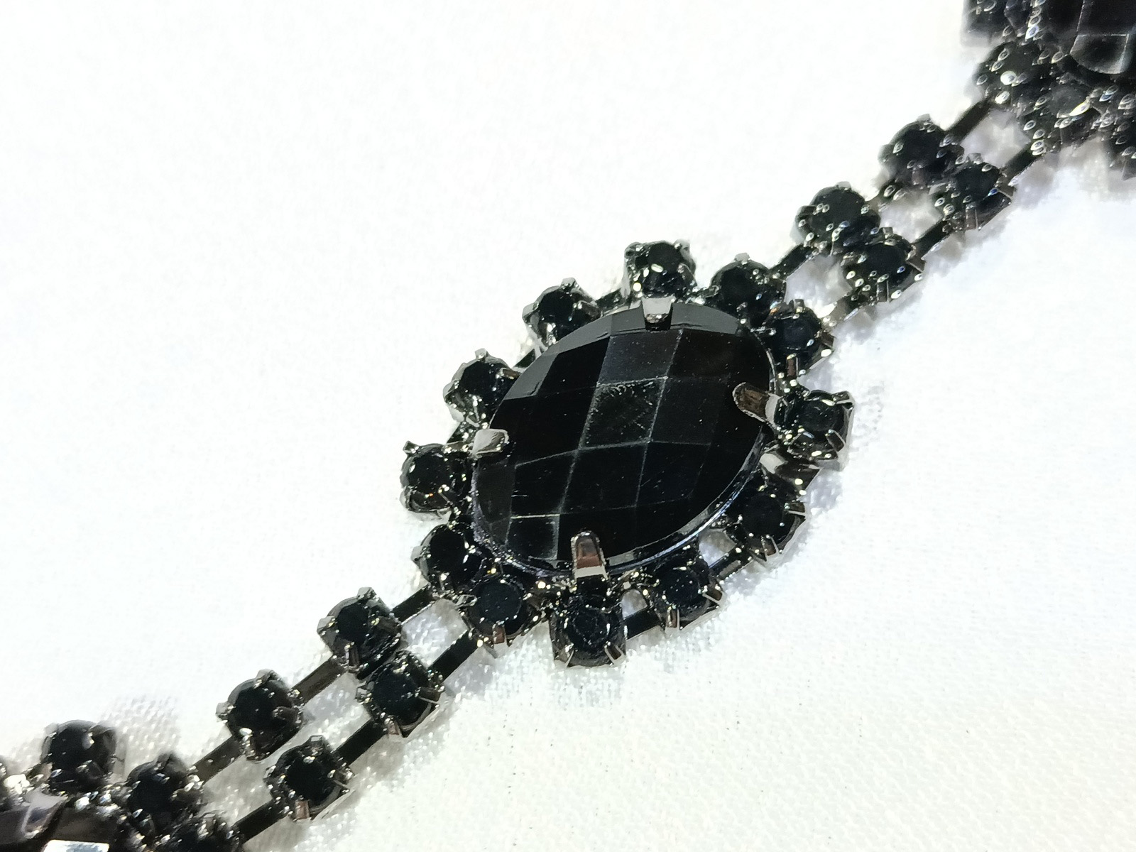 Tira Cristal Cadena Metal Negro
