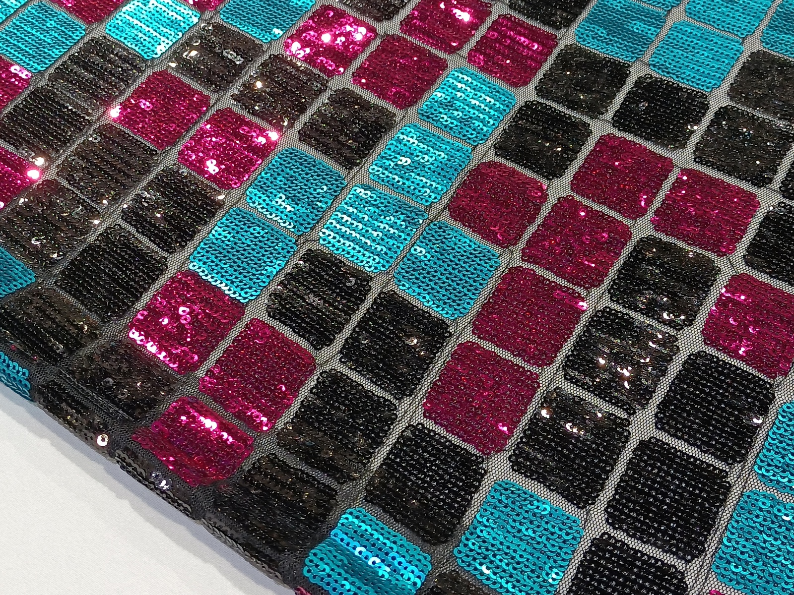 Lentejuela Cuadrados Turquesa-Fucxia-Negro