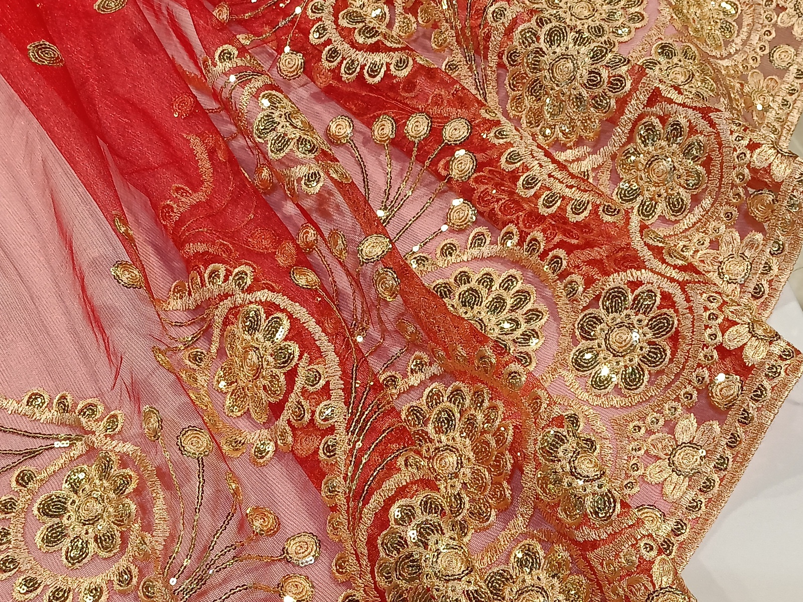 Tull Bordado Dubai Rojo Oro