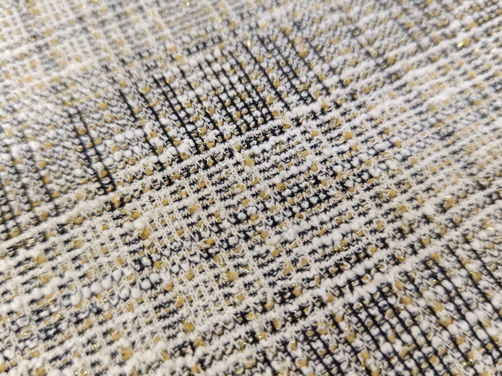 Chanel Oro Negro Elastico