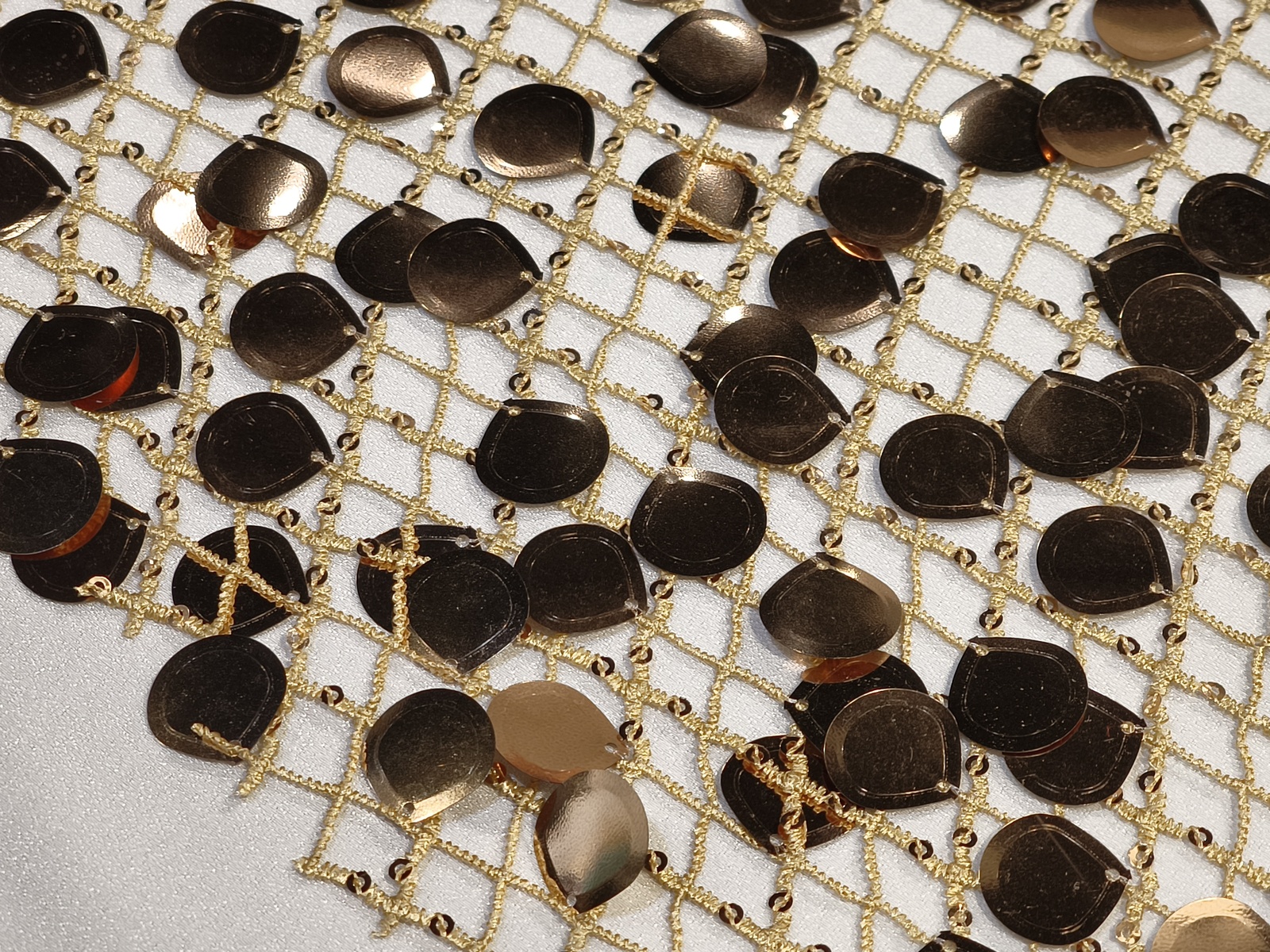 Malla Red Oro Lentejuelas