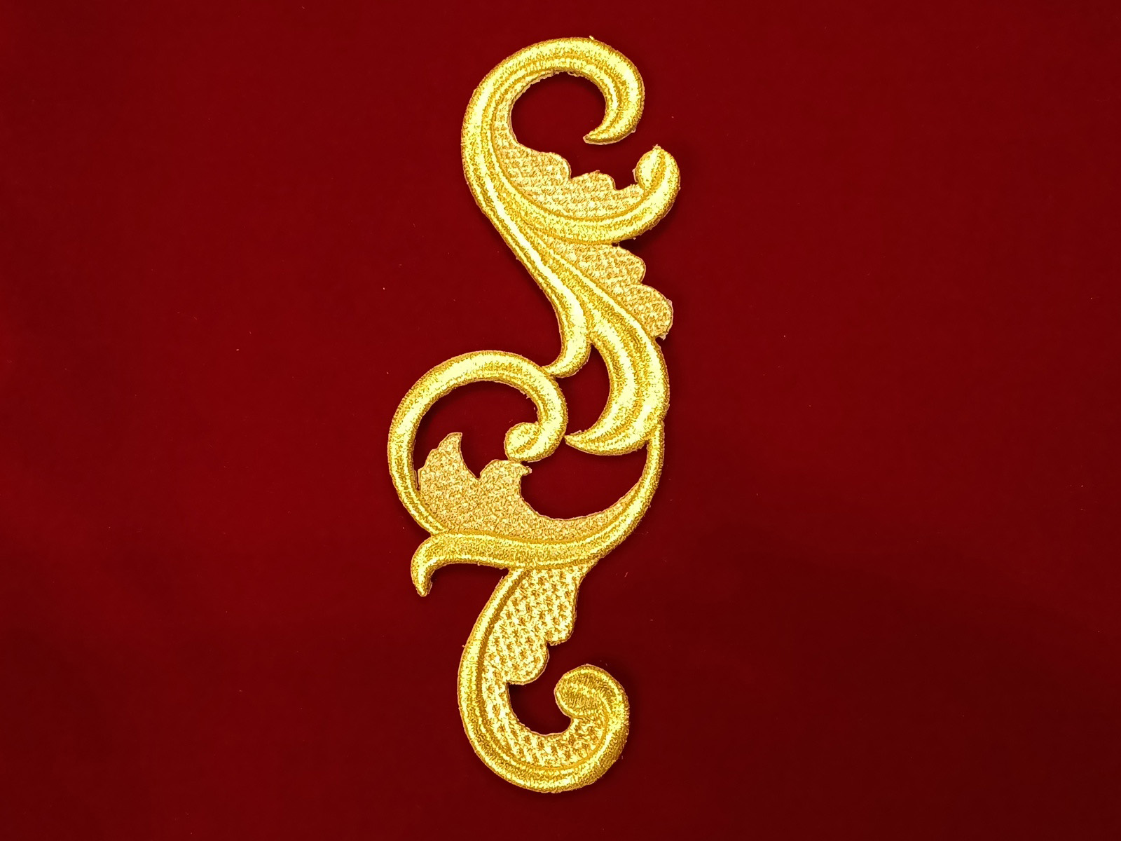 Aplicación Bordada Hoja Lineal 2710 Oro Derecha