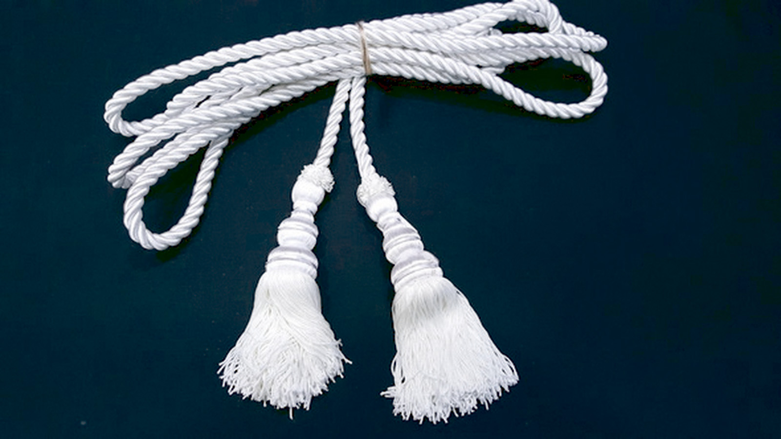 Cingulo Cordón Blanco Borla Poliester 16 cms