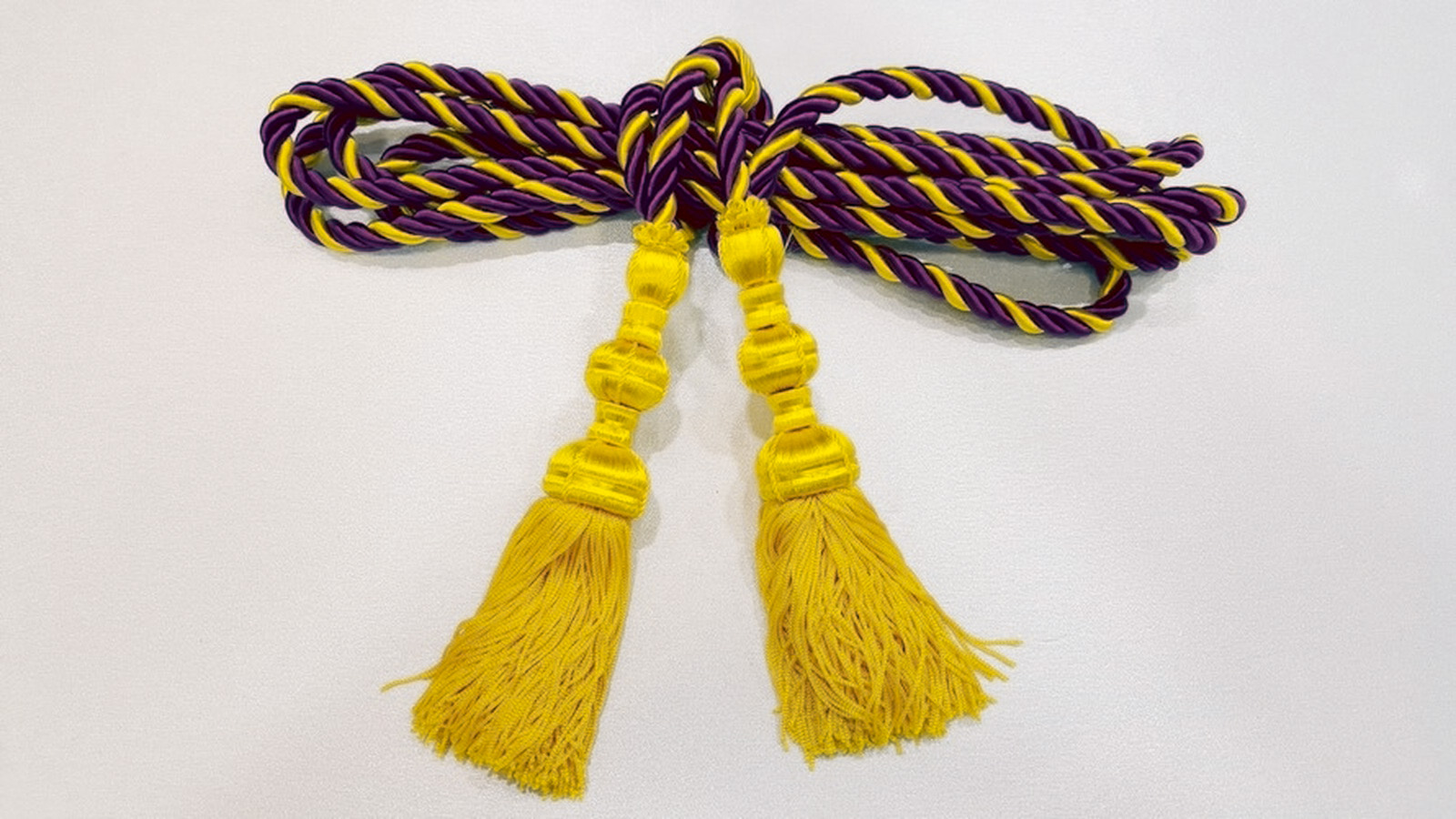 Cingulo Cordón Morado/Amarillo Borla Poliester 16 cms